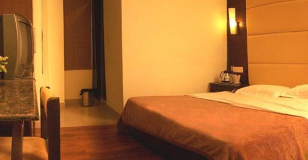 Fabhotel Ashu Palace Karol Bagh Дели Номер фото