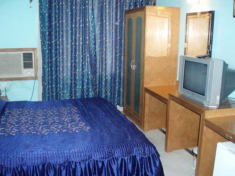 Fabhotel Ashu Palace Karol Bagh Дели Номер фото