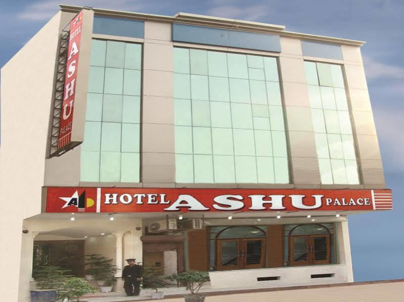 Fabhotel Ashu Palace Karol Bagh Дели Экстерьер фото