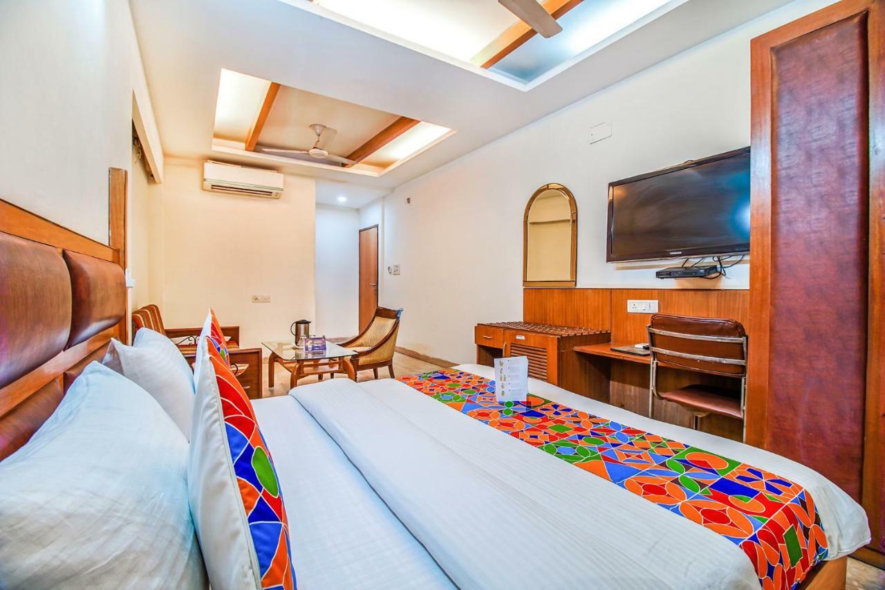 Fabhotel Ashu Palace Karol Bagh Дели Экстерьер фото