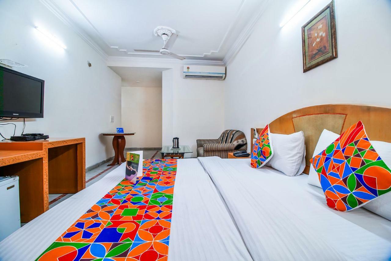 Fabhotel Ashu Palace Karol Bagh Дели Экстерьер фото