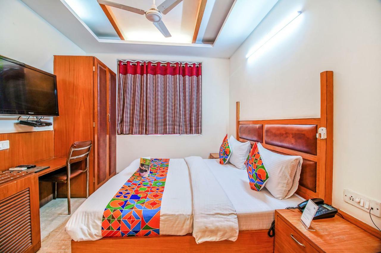 Fabhotel Ashu Palace Karol Bagh Дели Экстерьер фото